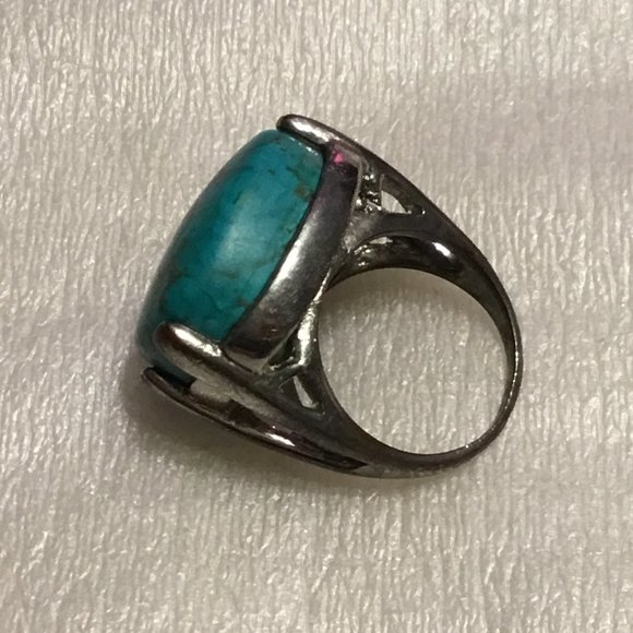 Large Turquoise stone ring - Picture 12 of 13